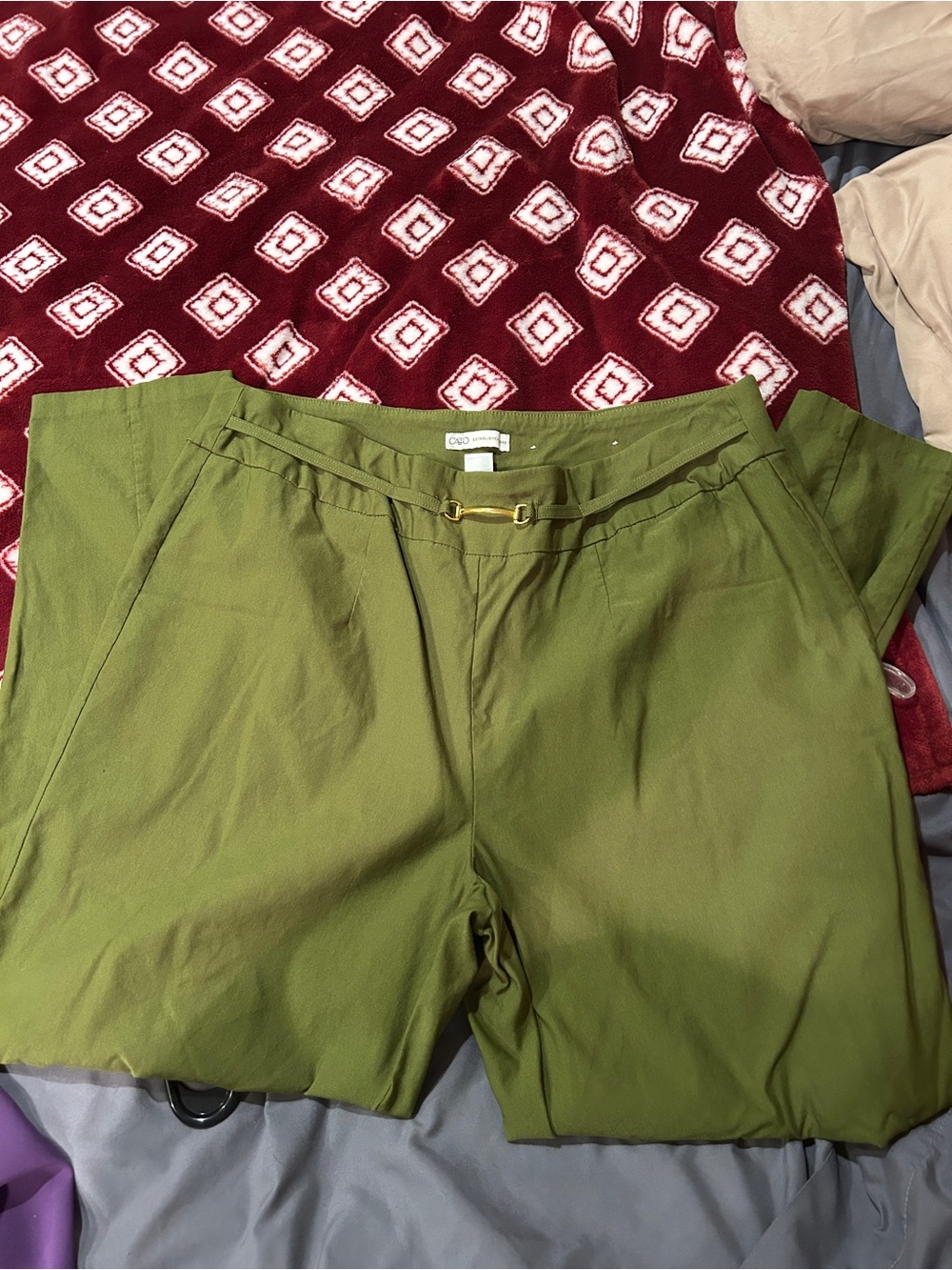 Women’s Olive Green Dress Pants with Minimalist Buckle